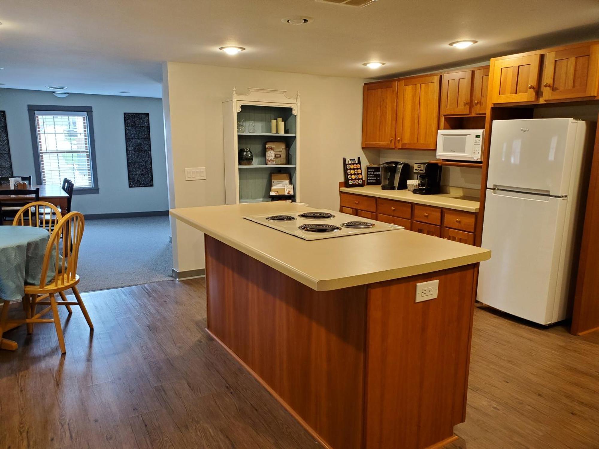 Spacious, Pet Friendly, In The Heart Of Downtown Appartement New Glarus Buitenkant foto